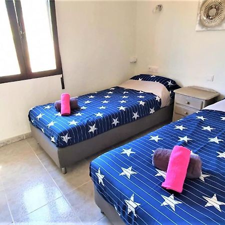Cheerful 2-Bedroom Villa With Private Pool Калпе Екстериор снимка