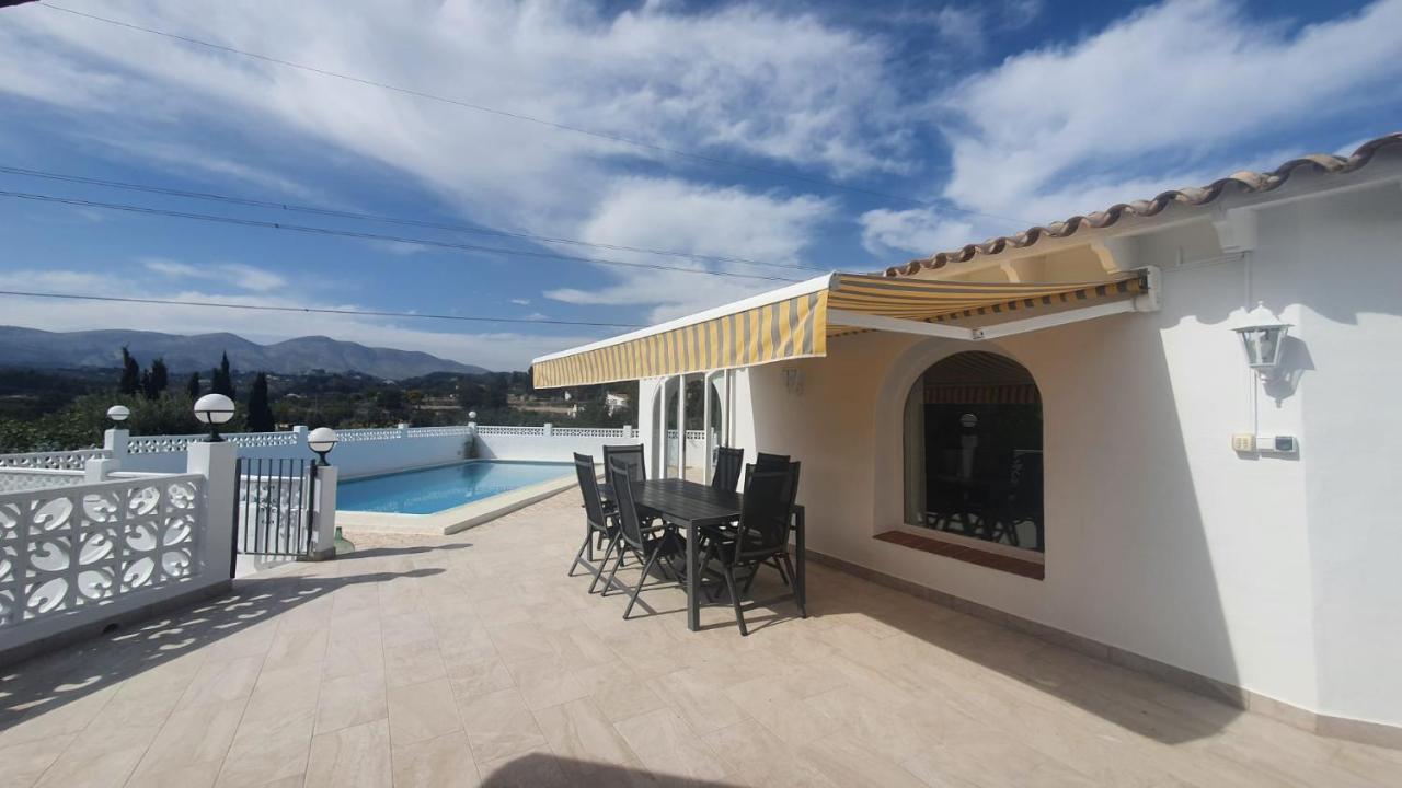 Cheerful 2-Bedroom Villa With Private Pool Калпе Екстериор снимка